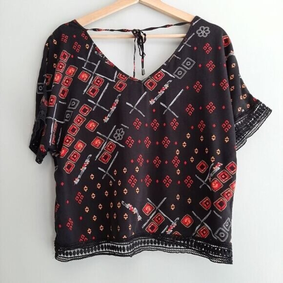 DEVOTED Boho Lace Trim & Back Tie Boxy Blouse Black Sz S - Picture 10 of 13